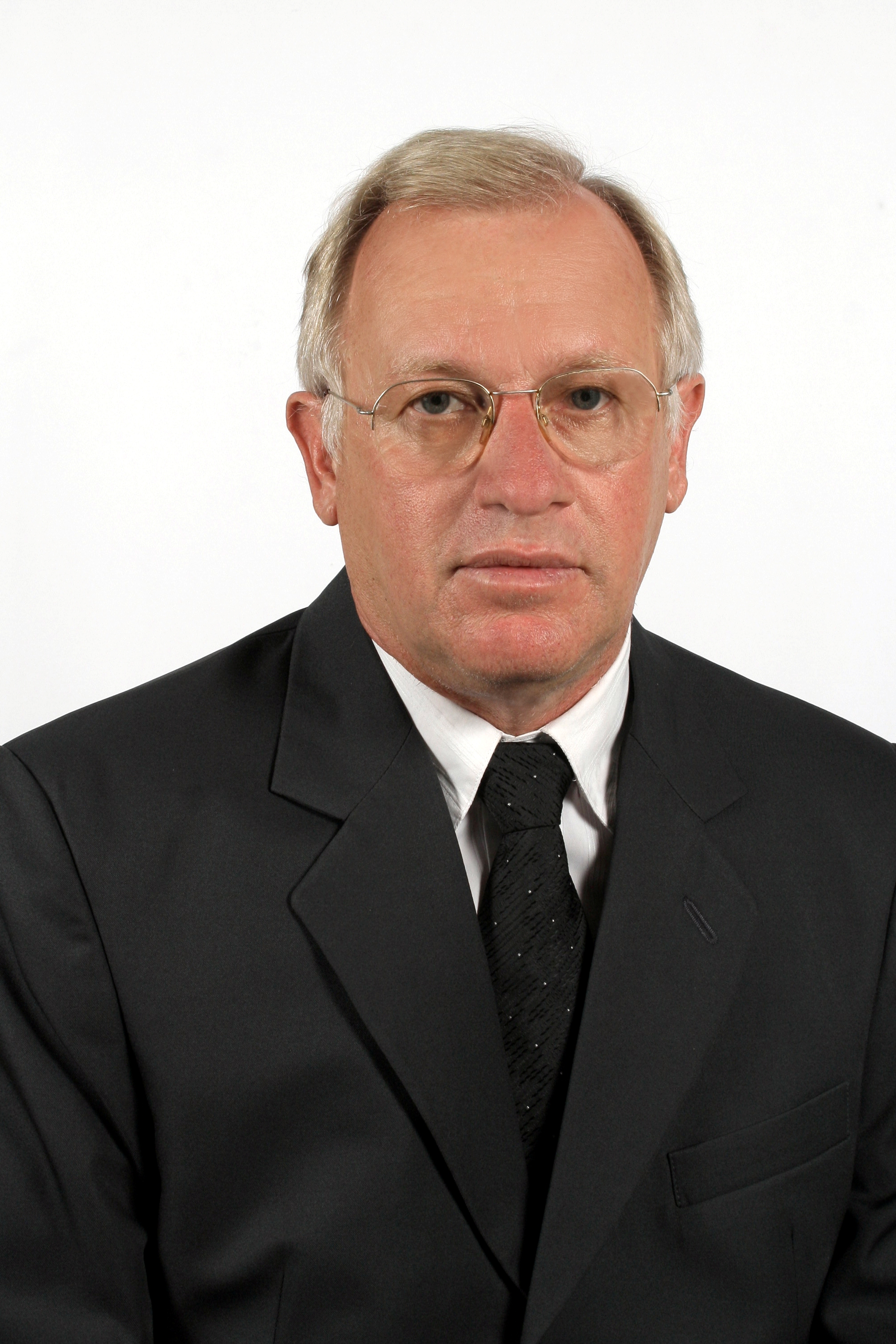 Romário Schaefer