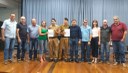 Moção de Aplausos aos Soldados da Polícia Militar Diogo Jonas Osório e Cezar Luiz Da Silva Lima Junior, é entregue pela Câmara Municipal Moção de Aplausos aos Soldados da Polícia Militar Diogo Jonas Osório e Cezar Luiz Da Silva Lima Junior, é entregue pela Câmara Municipal